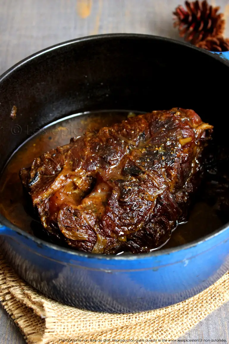 Poitrine de bœuf épicée cuite à la mijoteuse