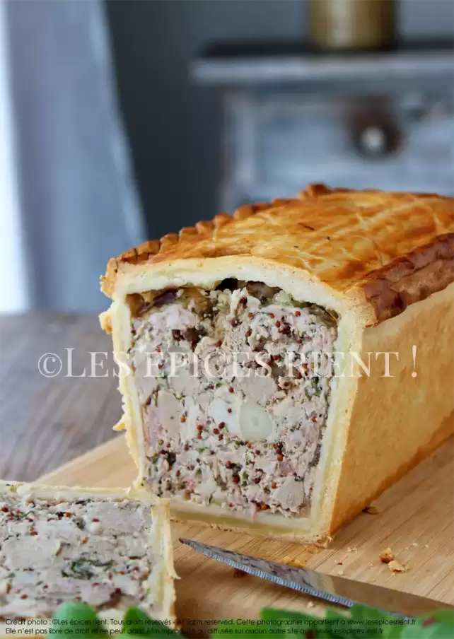 Pâté en croûte maison, farce savoureuse veau & volaille, graines de moutarde