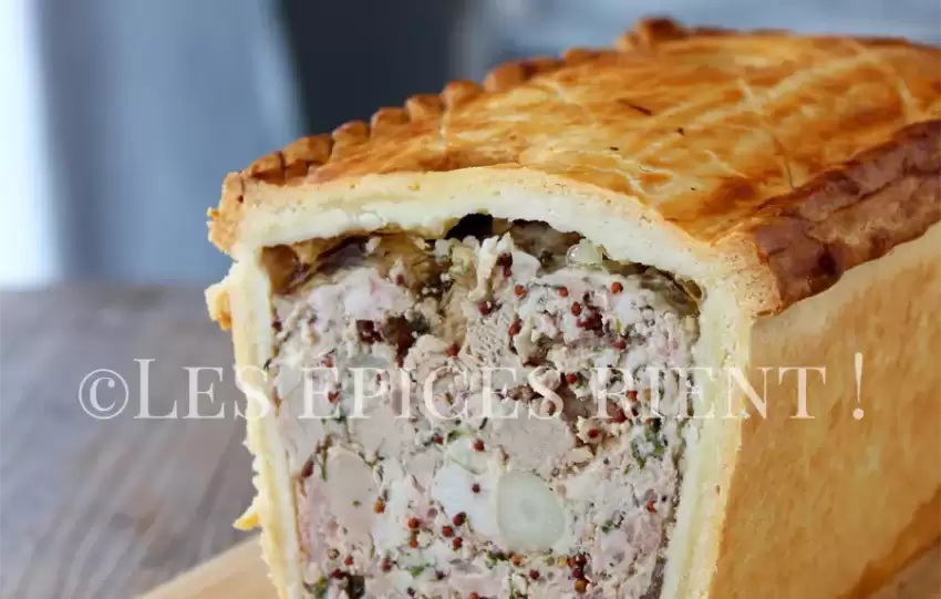 Pâté en croûte maison, farce savoureuse veau & volaille, graines de moutarde