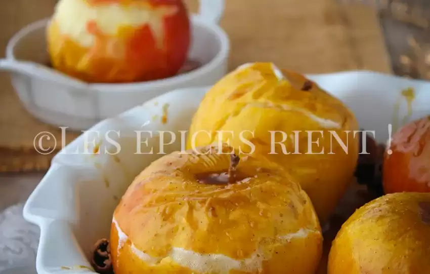 Pommes au four au miel et épices douces